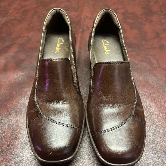 Clarks brown leather slip‎ on shoes, size 8 1/2 - Picture 3 of 9